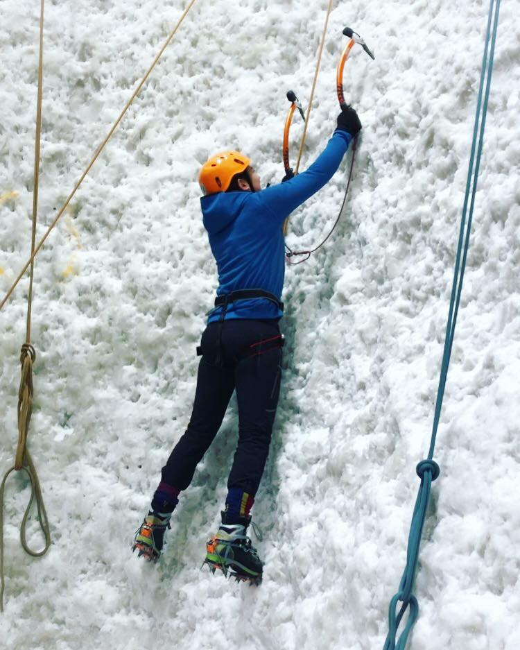 50442196_1979578599017896_1329863299524722688_n